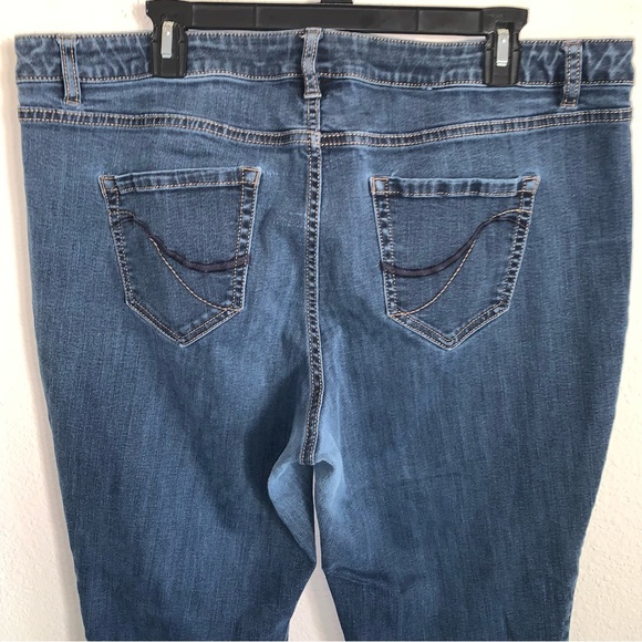Lane Bryant Bootcut Jeans - Picture 4 of 14